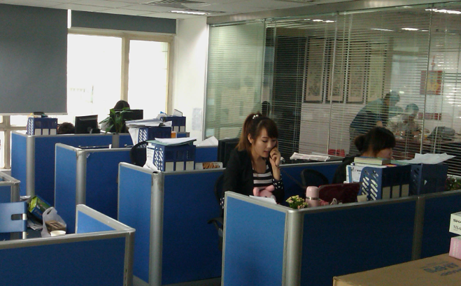 铜仁市碧江区全红网络信息工作室网站建设服务流程与技术选型解析